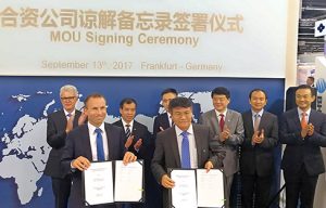 mobilità elettrica ZF joint venture BAIC Cina