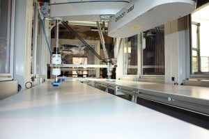 Omron produzione flessibile automazione armonizzata Innovation Lab