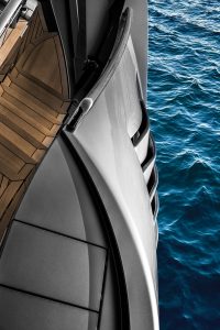 Caracol additive manufacturing grande formato yacht sportivo Ferretti Group Pershing griglie aerazione