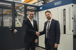 Biglia cella robotizzata Grob tornitura piccoli particolari collaborazione