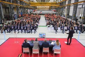 Alstom industria ferroviaria 120 sito Vado Ligure celebrazioni